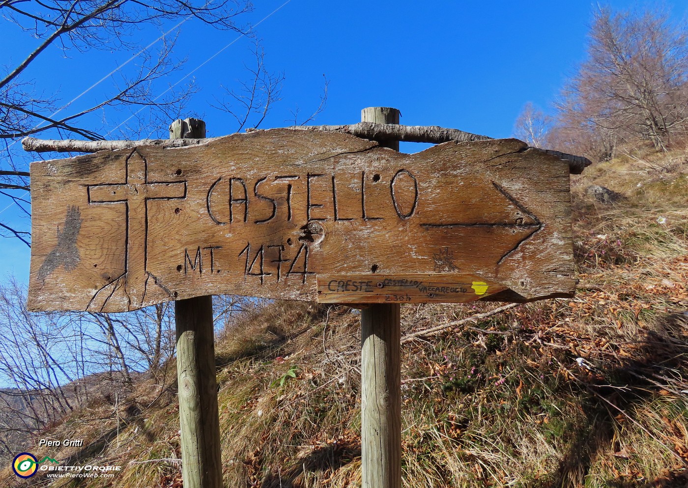 06 Partito da Via Castello imbocco il sentiero per il Monte Castello.JPG
